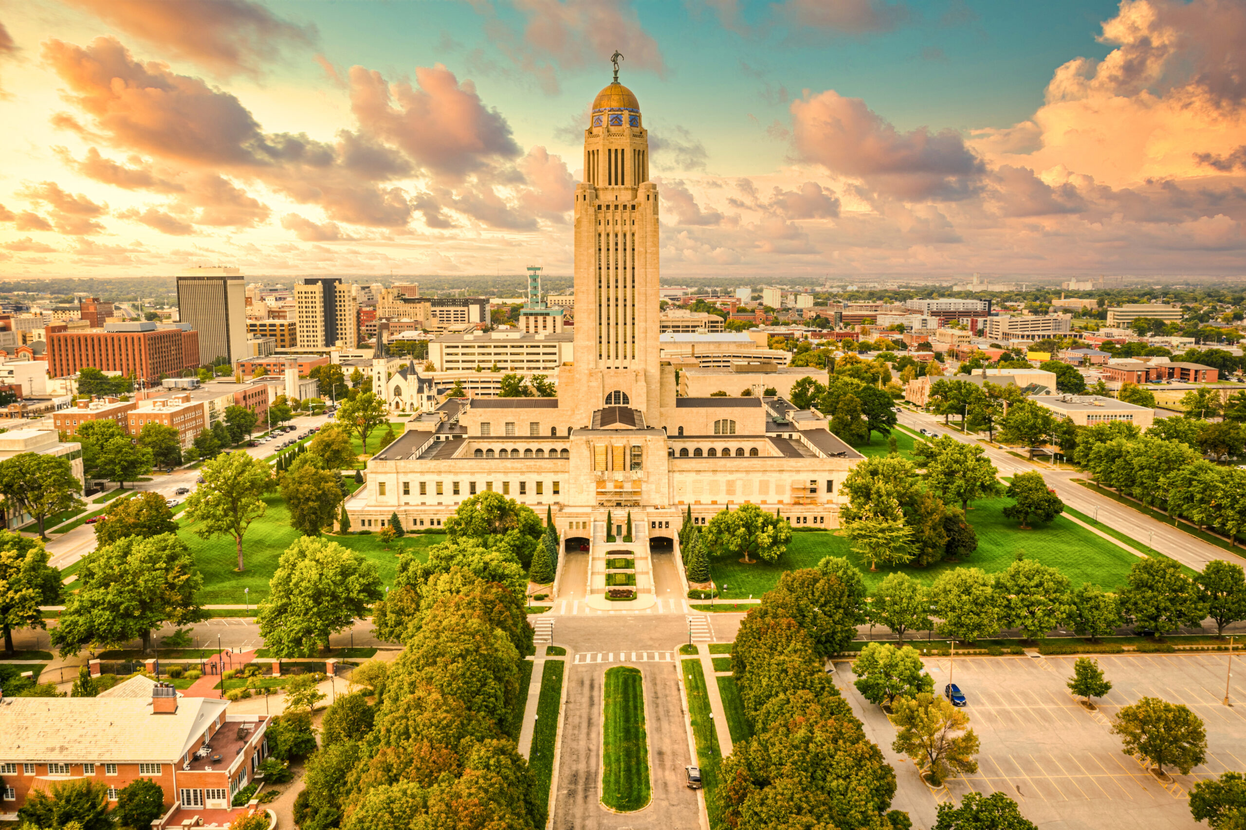 Lincoln skyline and Nebraska State Capitol