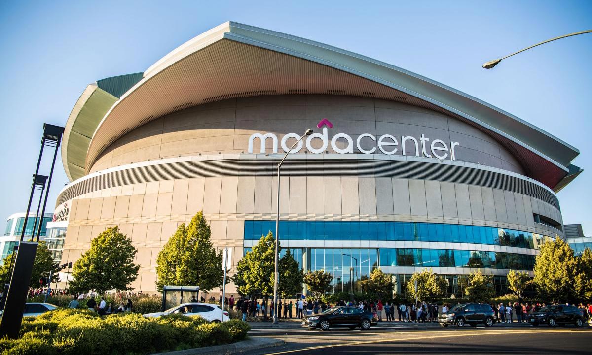 moda center exterior