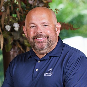 Headshot of Christopher Walling