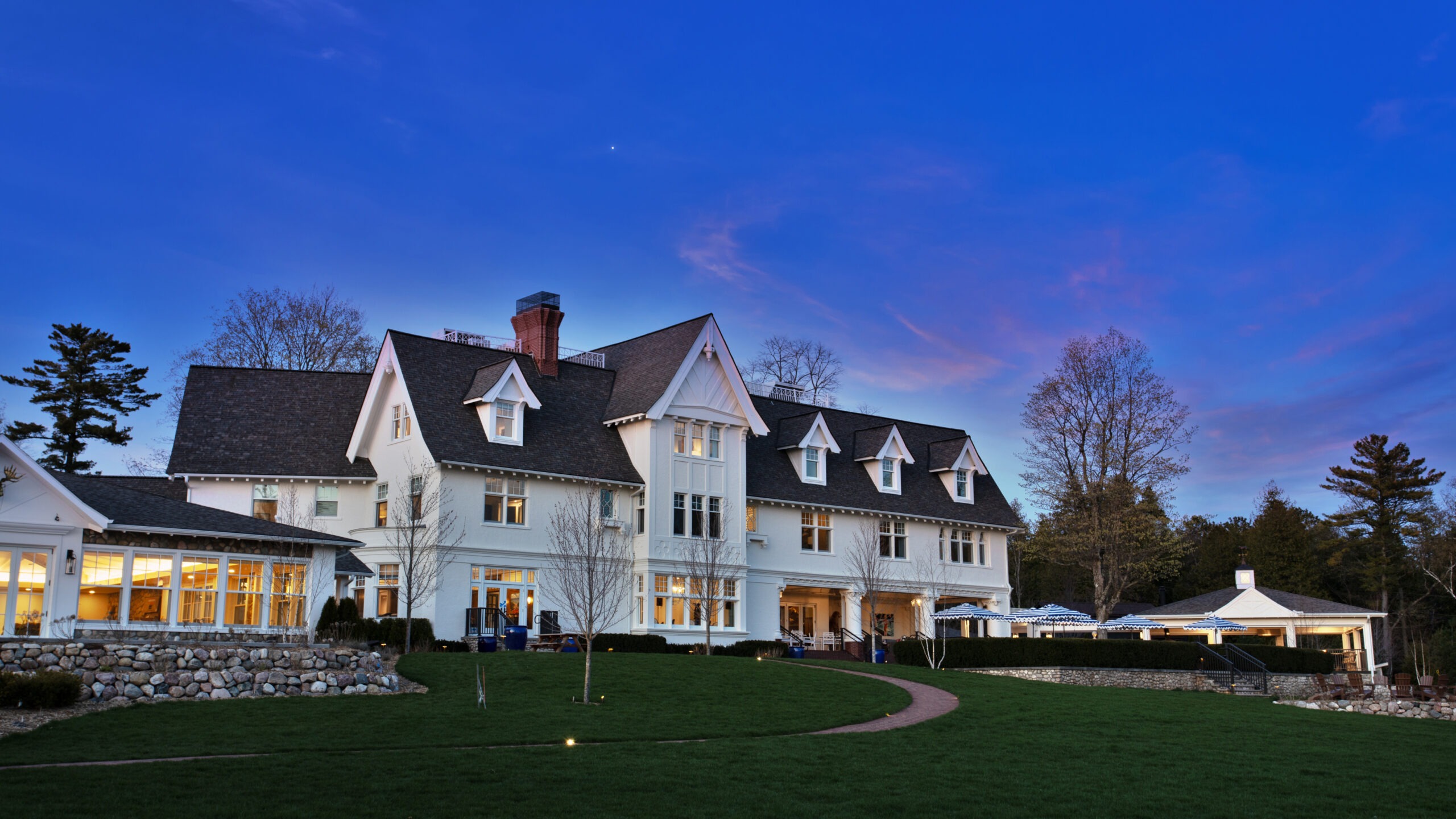 The Inn at Stonecliffe New and Renovated