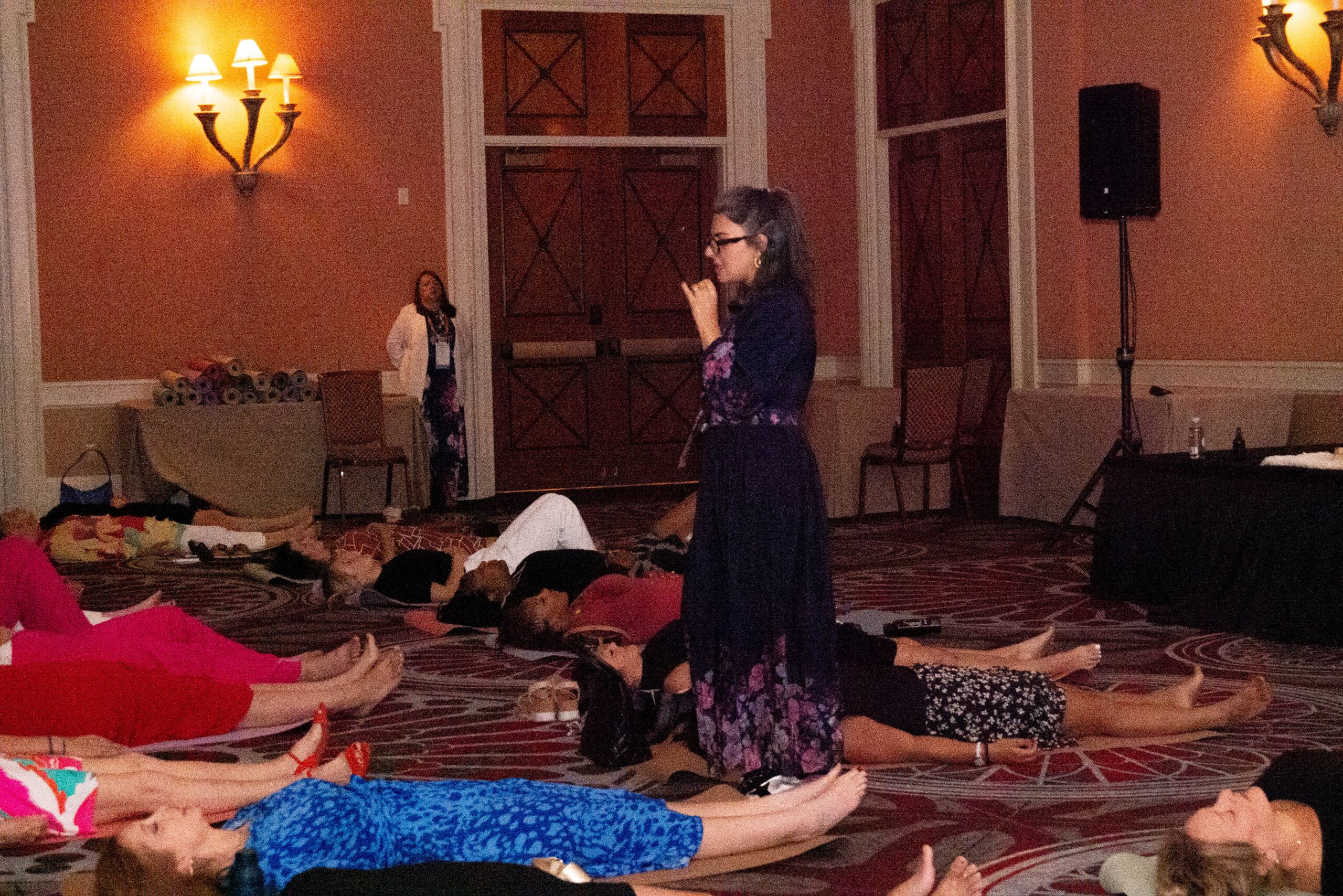 Sepideh Eivazi guiding people through breathwork