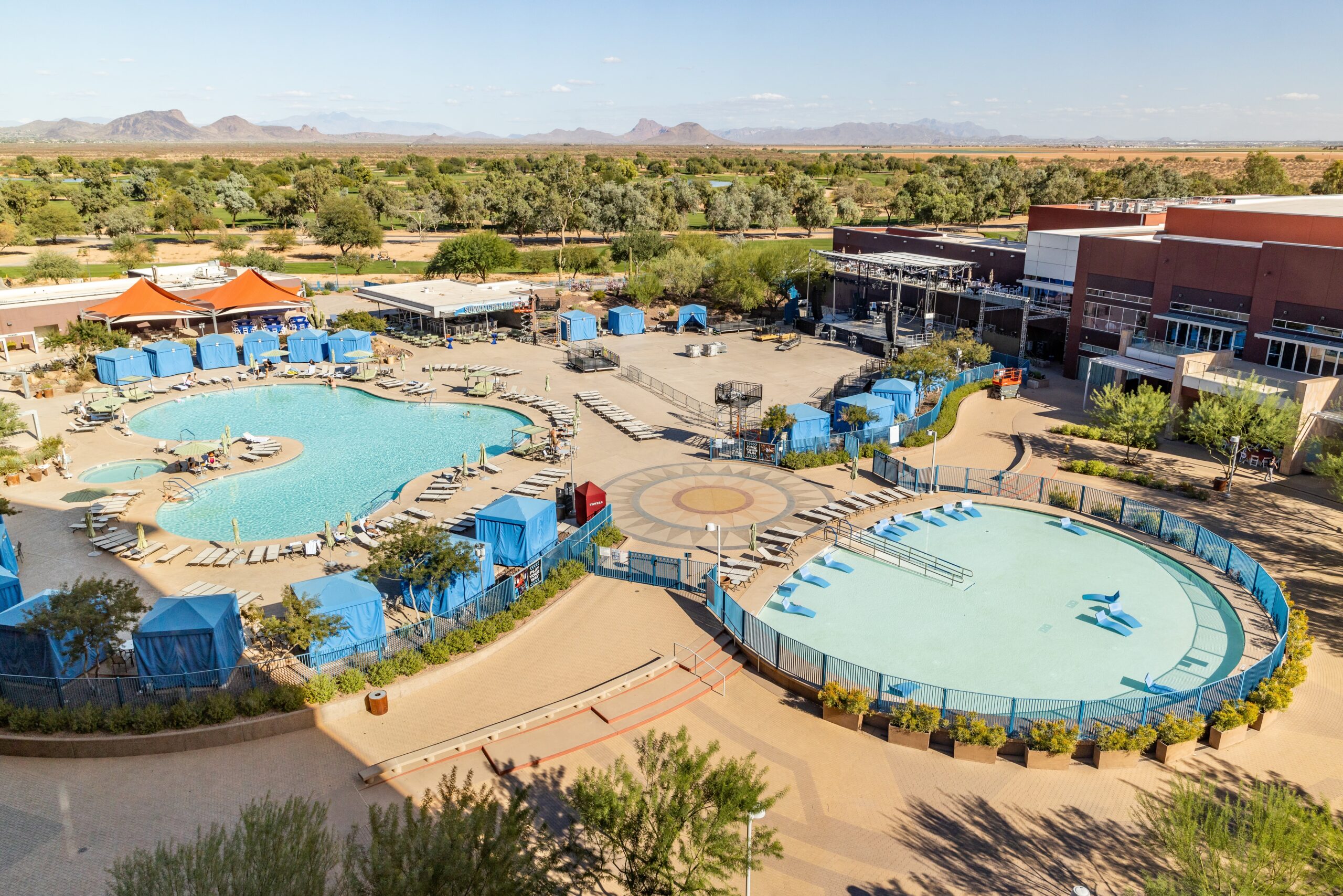 Talking Stick Resort pool